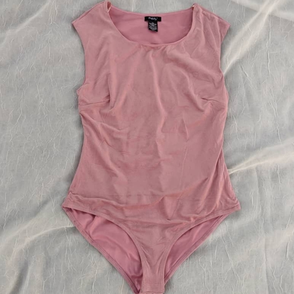 PHOPSODY SOFT ROSE BODY SUIT - Picture 1 of 4